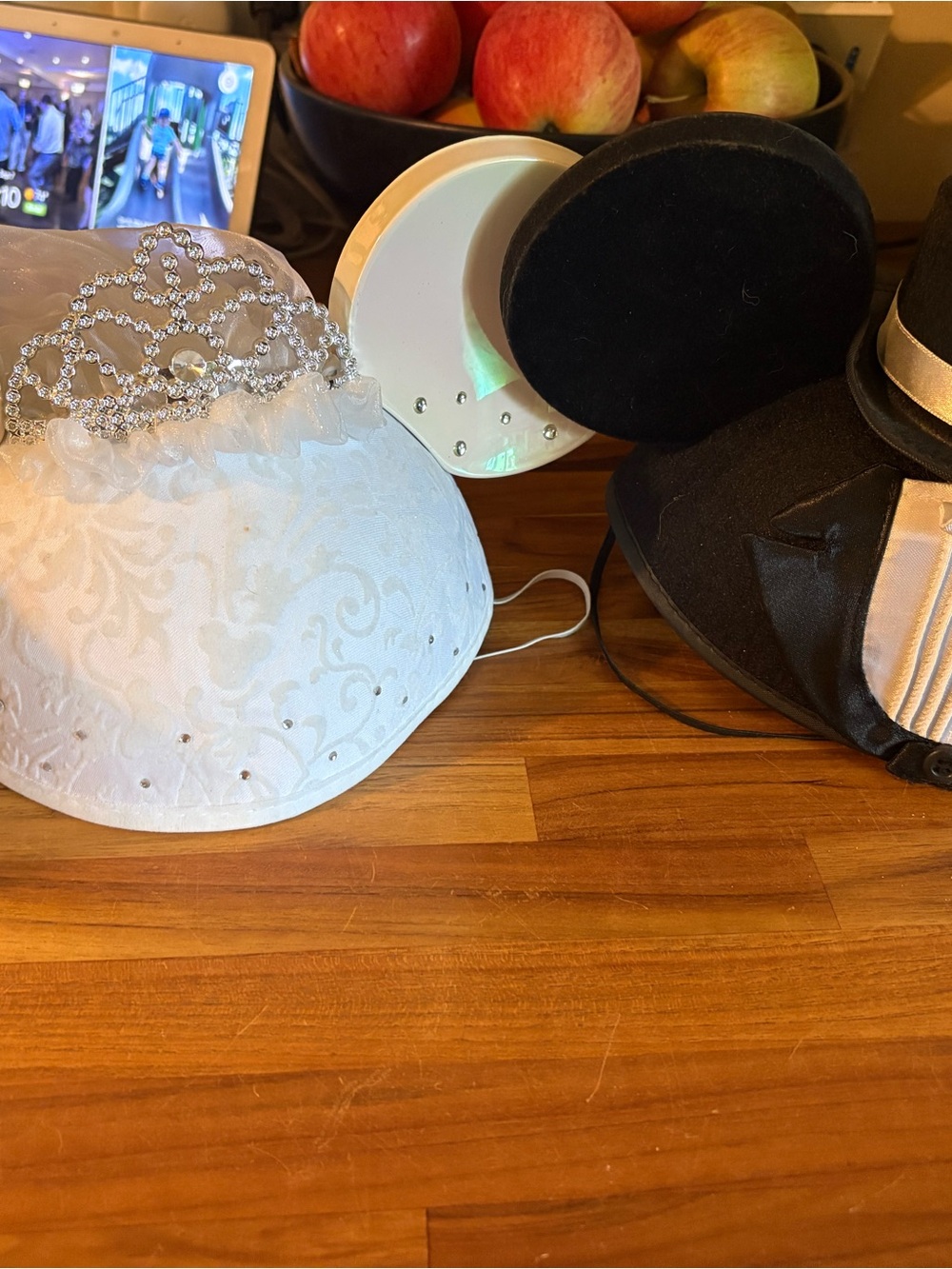 Minnie & Mickey Bride & Groom ears